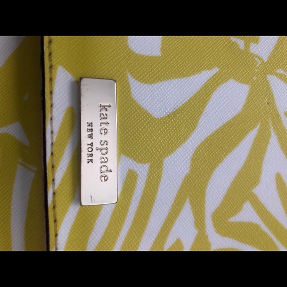 Kate Spade Cross Body Bag - Picture 5 of 6